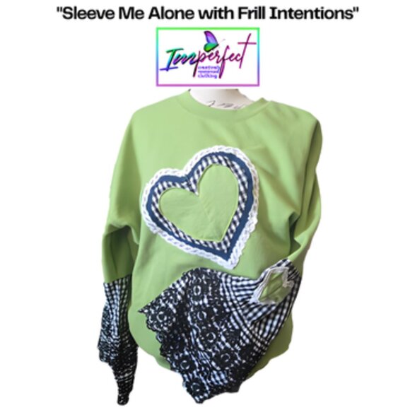 Upcycled lime green crewneck with checkered ruffled sleeves - Picture 1 of 2
